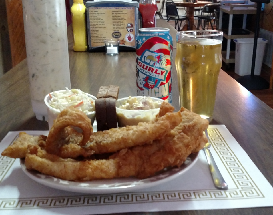 Kellner International Bar | restaurant | 1204 80th St S, Wisconsin Rapids, WI 54494, USA | 7154238884 OR +1 715-423-8884