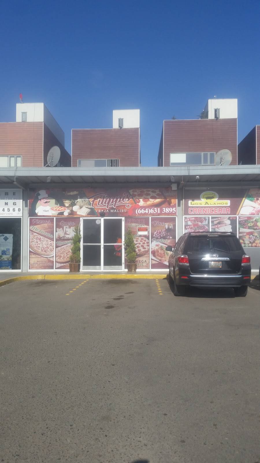 Filippis Pizza Baja Malibu | restaurant | Carretera Libre Tijuana-Ensenada Km. 22 C. Mar Adriatico, B.C Del Mar Baja Malibu, 22560 Tijuana, B.C., Mexico | 016646313895 OR +52 664 631 3895