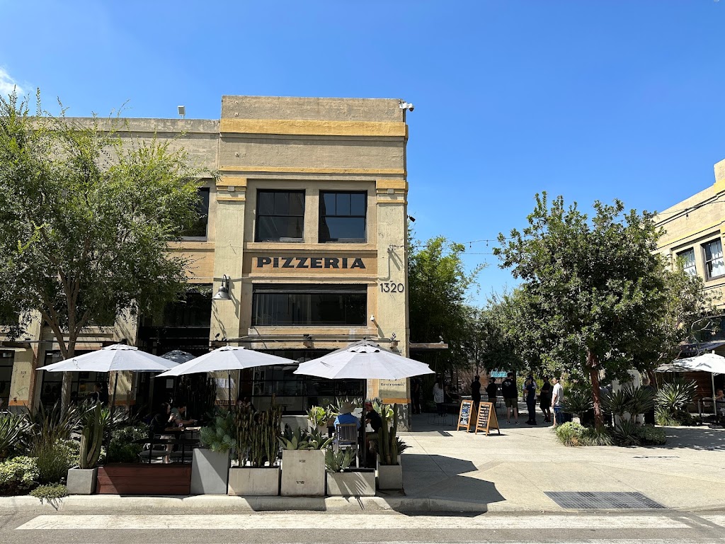 Pizzeria Bianco | restaurant | 1320 E 7th St #100, Los Angeles, CA 90021, USA | 2133725155 OR +1 213-372-5155