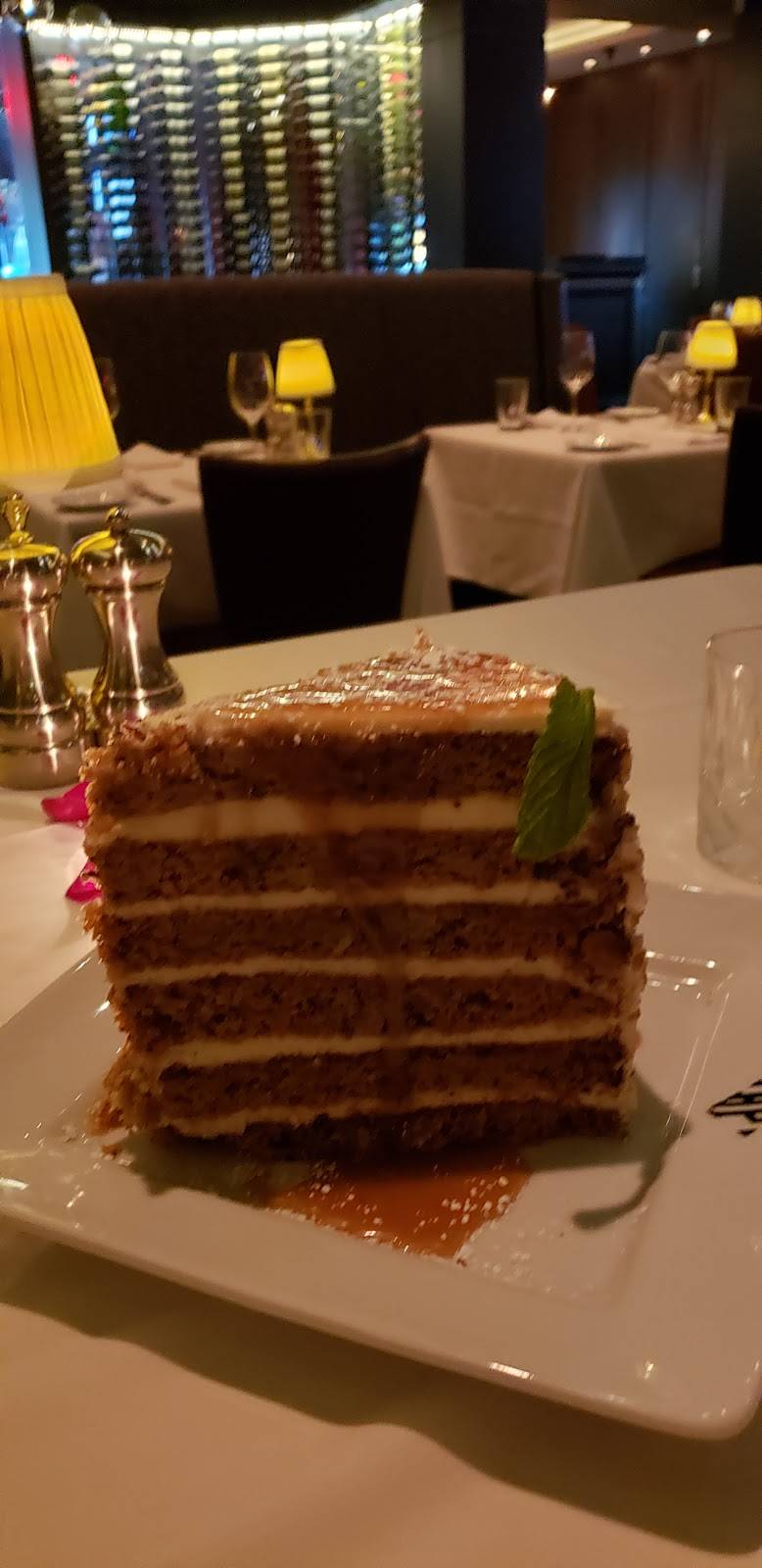 Hyde Park Prime Steakhouse | restaurant | 17107 Haggerty Rd, Northville, MI 48168, USA | 2486790007 OR +1 248-679-0007