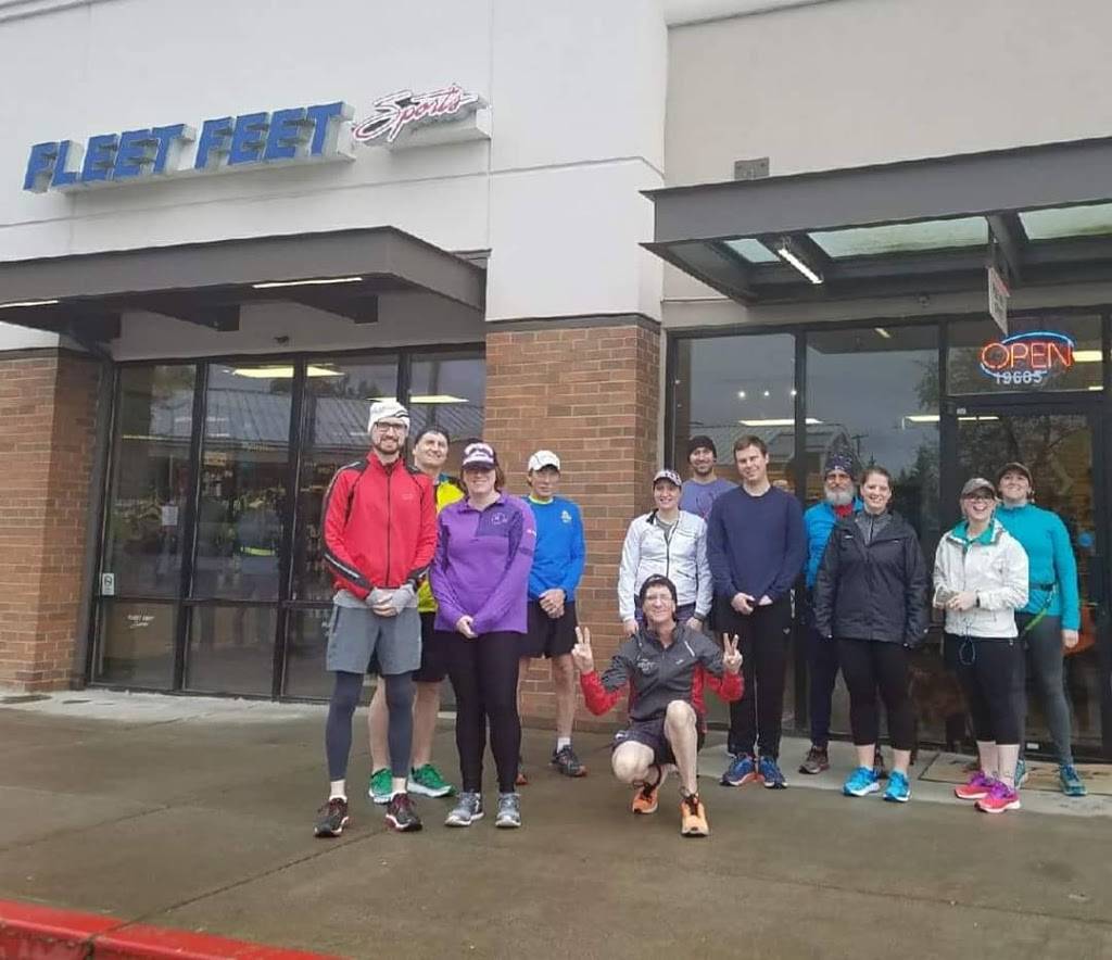 Fleet Feet Bonney Lake | restaurant | 19685 WA-410, Bonney Lake, WA 98391, USA | 2538628890 OR +1 253-862-8890