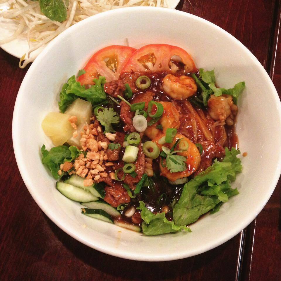 Pho Sate | restaurant | 2814 Graham Rd, Falls Church, VA 22042, USA | 7036988088 OR +1 703-698-8088