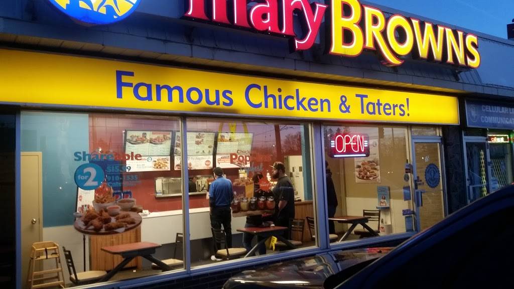 Mary Browns Chicken & Taters | restaurant | 15 Taunton Rd E, Oshawa, ON L1G 3T6, Canada | 9055766279 OR +1 905-576-6279