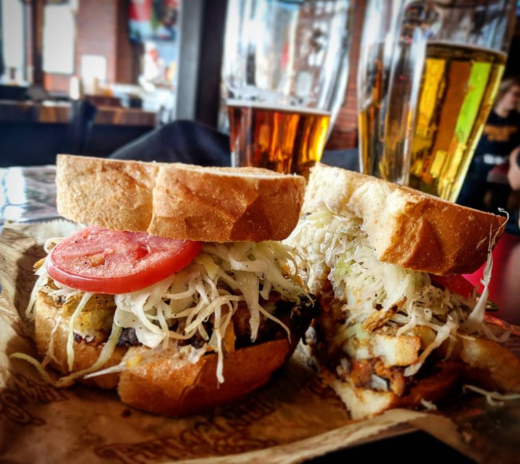 Primanti Bros. | restaurant | 9646 E US Hwy 36, Avon, IN 46123, USA | 3172929052 OR +1 317-292-9052