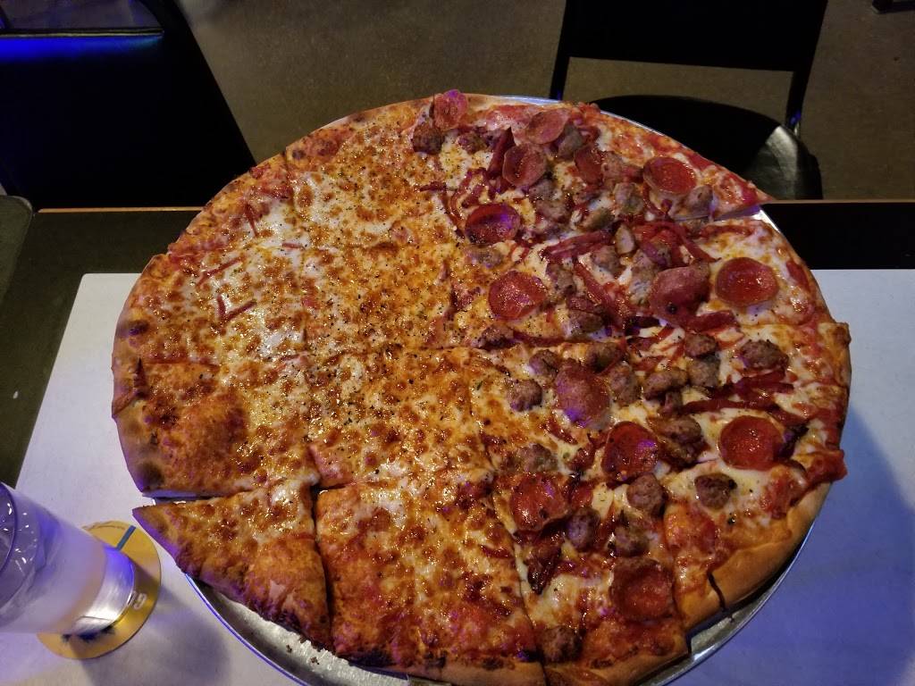 Cincinnatis Good Fellows | restaurant | 7466 Beechmont Ave, Cincinnati, OH 45255, USA | 5134076818 OR +1 513-407-6818