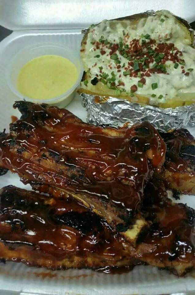 Pinches Burgers | restaurant | Calle 16 764, Zona Centro, 22800 Ensenada, B.C., Mexico | 016461856118 OR +52 646 185 6118