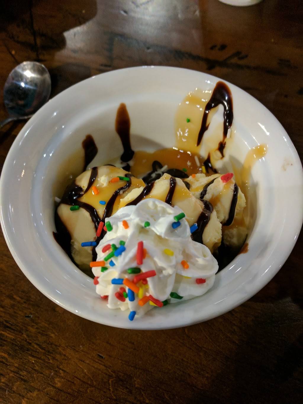 Peppers Fireside Grille | restaurant | 80516, 8274 Colorado Blvd, Firestone, CO 80504, USA | 3038336500 OR +1 303-833-6500