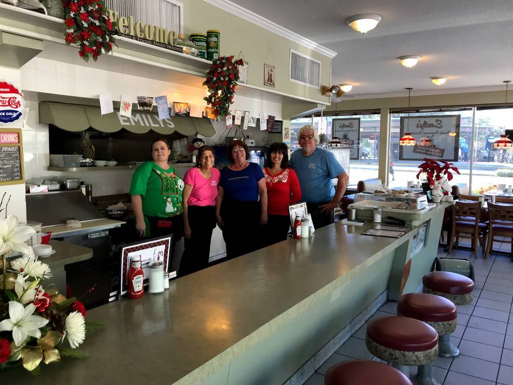 Emilys Restaurant | restaurant | 101 S Garden Ave, Clearwater, FL 33756, USA | 7274434600 OR +1 727-443-4600