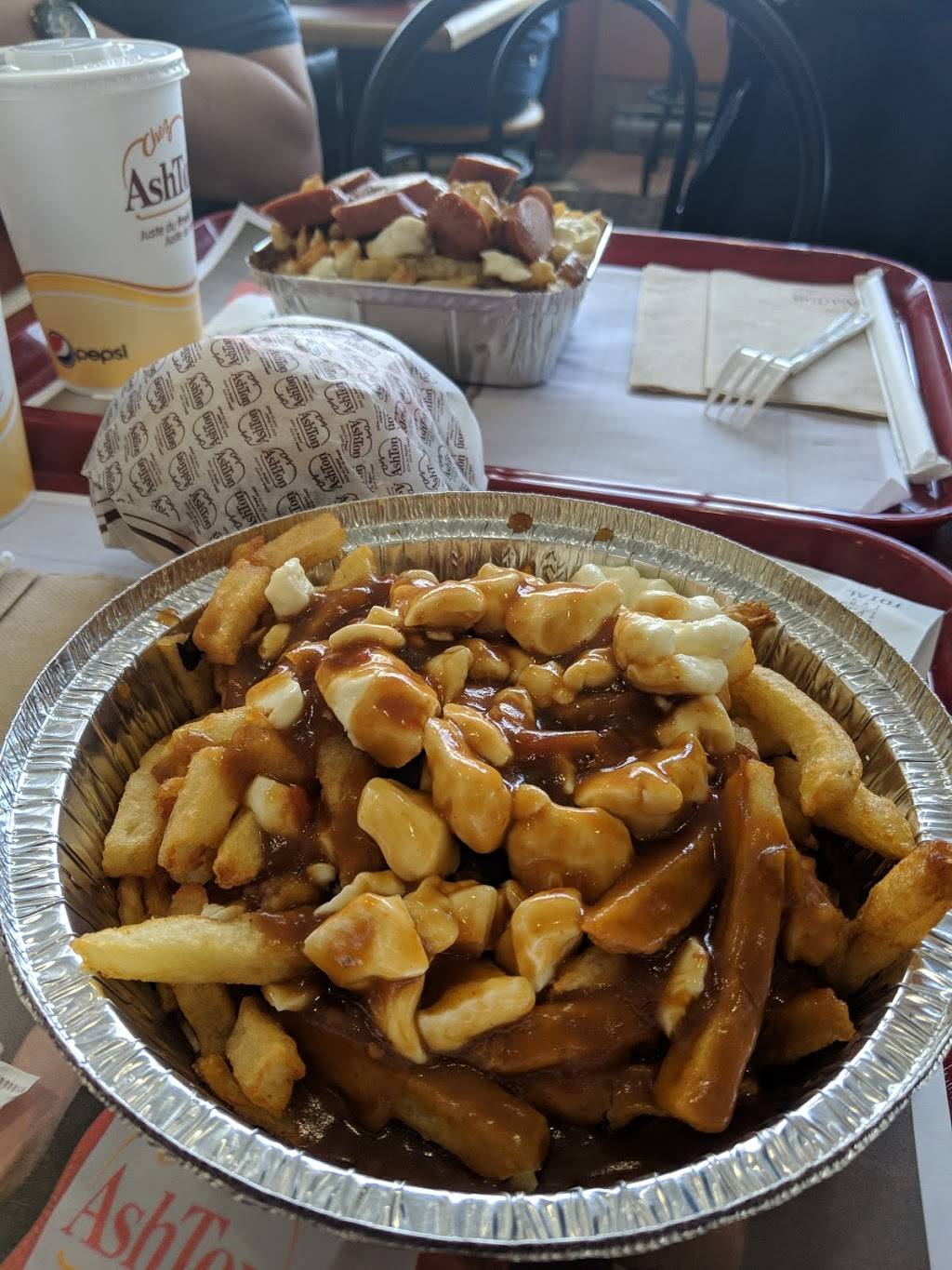 Chez Ashton | restaurant | 3065 Ch Ste-Foy, Québec, QC G1X 1P7, Canada | 4186529919 OR +1 418-652-9919