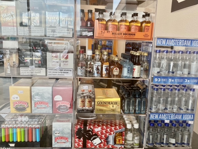 Nicks Liquor Cabinet | meal takeaway | 1401 US-287 STE 700, Decatur, TX 76234, USA | 3406904100 OR +1 340-690-4100