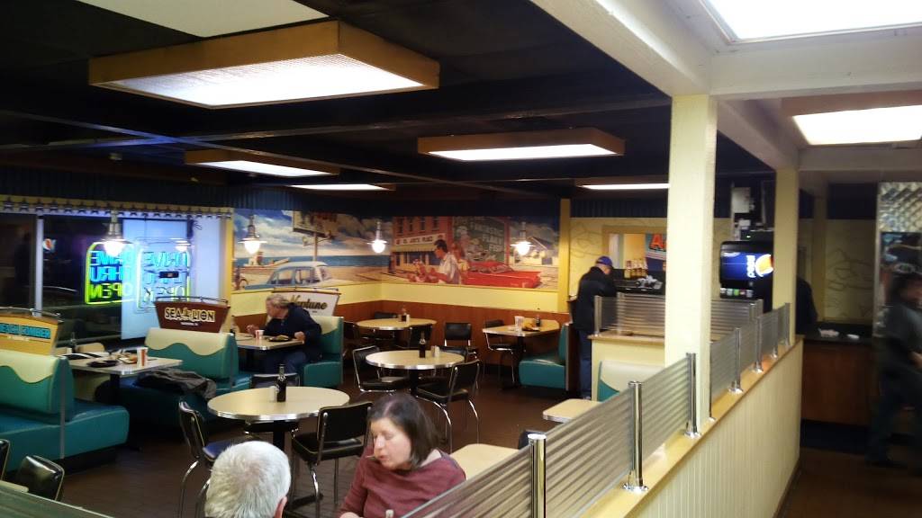 A&W Restaurant | restaurant | 607 E Santa Fe St, Olathe, KS 66061, USA | 9137641511 OR +1 913-764-1511