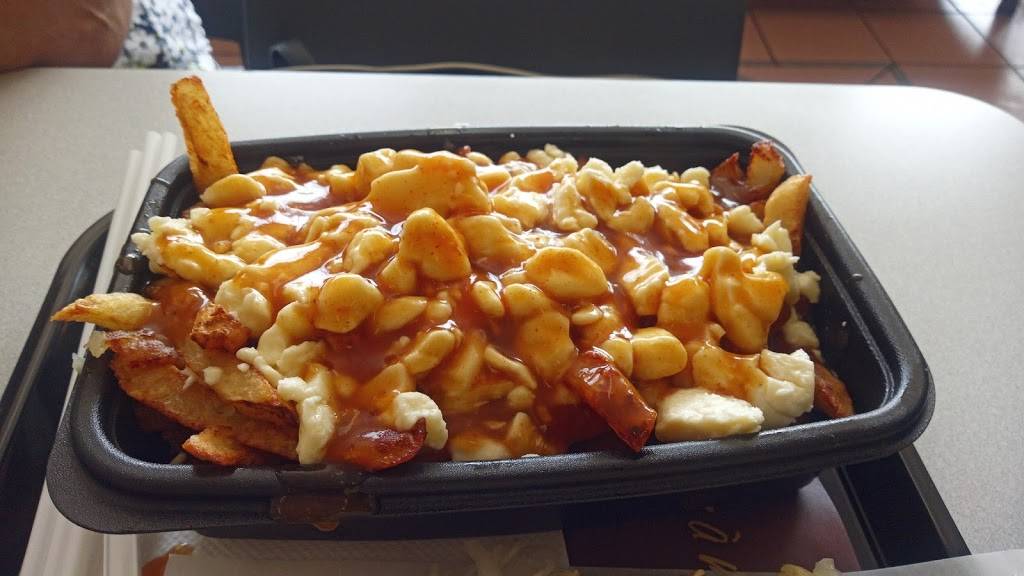 Restaurant Le Petit Québec | restaurant | 3255 Boulevard Rosemont, Montréal, QC H1X 1K1, Canada | 5147290123 OR +1 514-729-0123