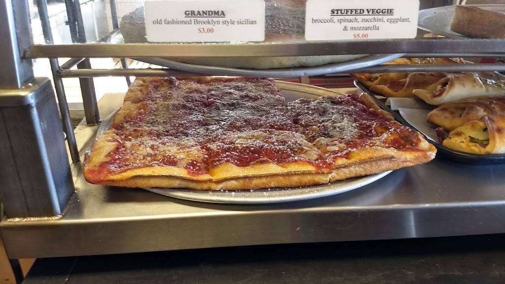 Illianos Ristorante and Pizzeria | restaurant | 404 S Main St, Middletown, CT 06457, USA | 8603465656 OR +1 860-346-5656