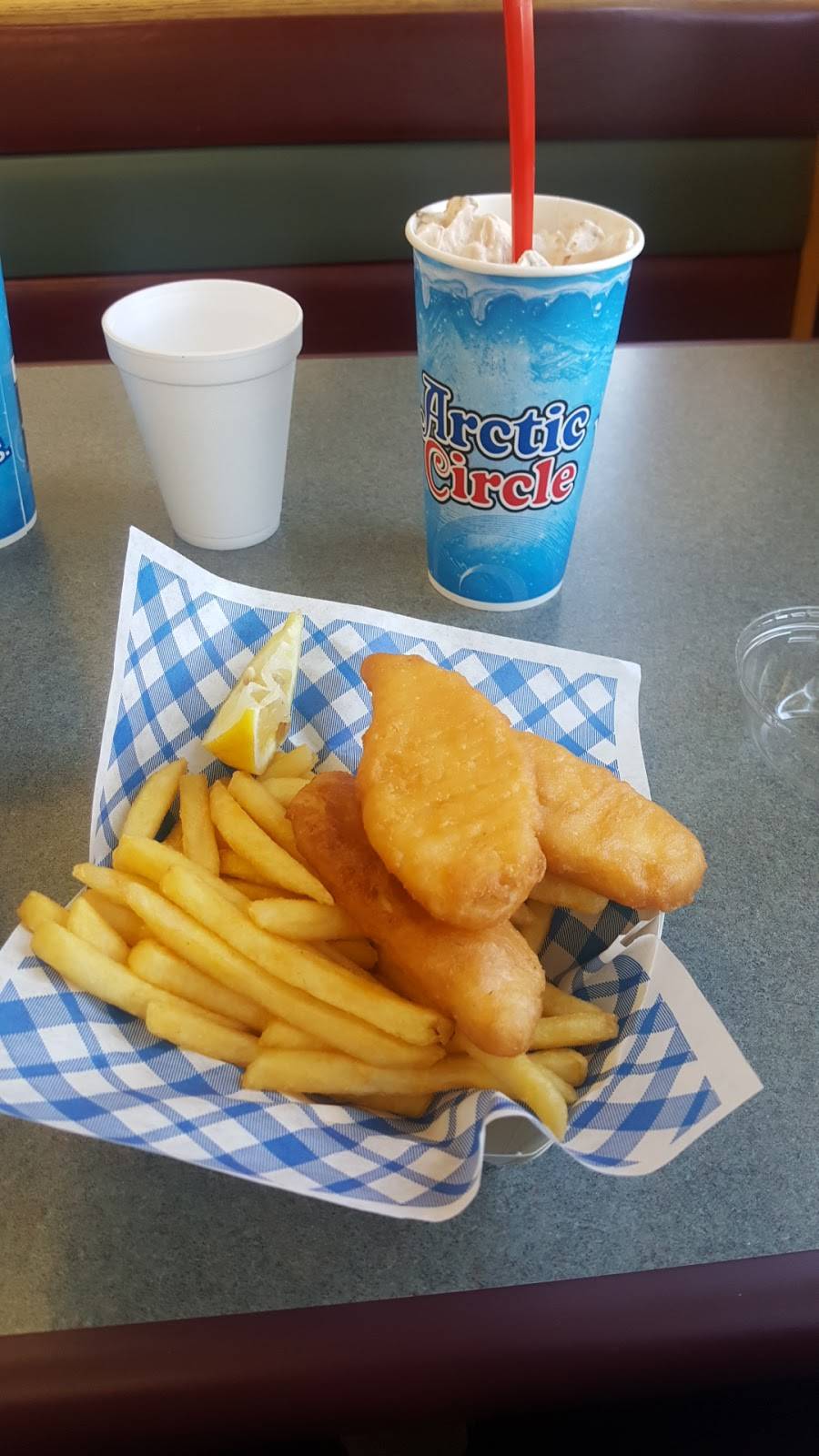 Arctic Circle | restaurant | 1493 N Main St, Bountiful, UT 84010, USA | 8012960266 OR +1 801-296-0266