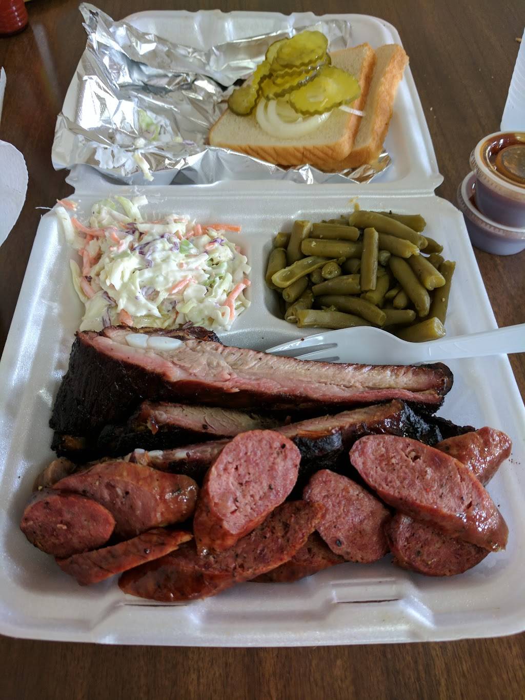 Virgies BBQ | restaurant | 5535 Gessner Dr, Houston, TX 77041, USA | 7134666525 OR +1 713-466-6525