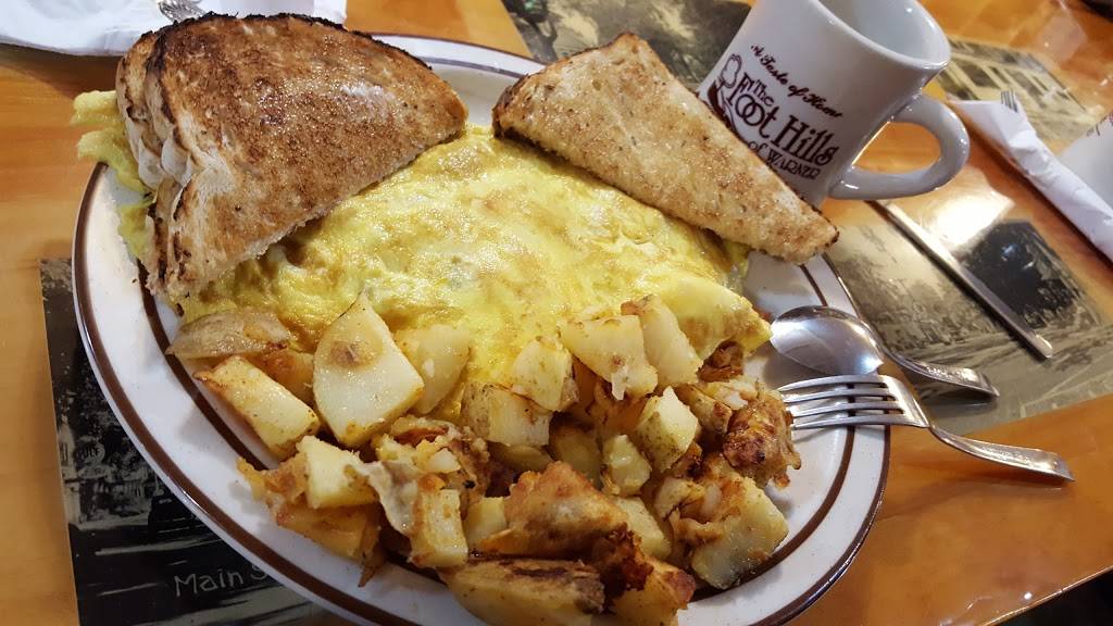 Foot Hills of Warner | restaurant | 15 E Main St, Warner, NH 03278, USA | 6034562140 OR +1 603-456-2140