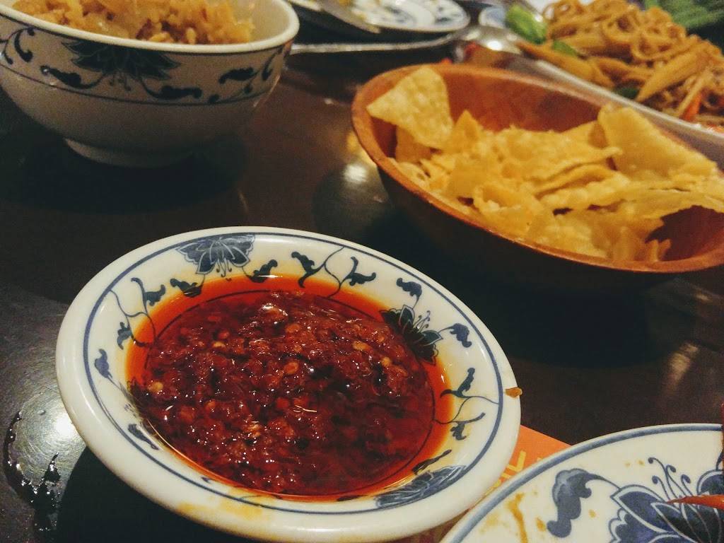 Mr Chens Hunan Palace | restaurant | 5130 Linton Blvd E1, Delray Beach, FL 33484, USA | 5614984703 OR +1 561-498-4703