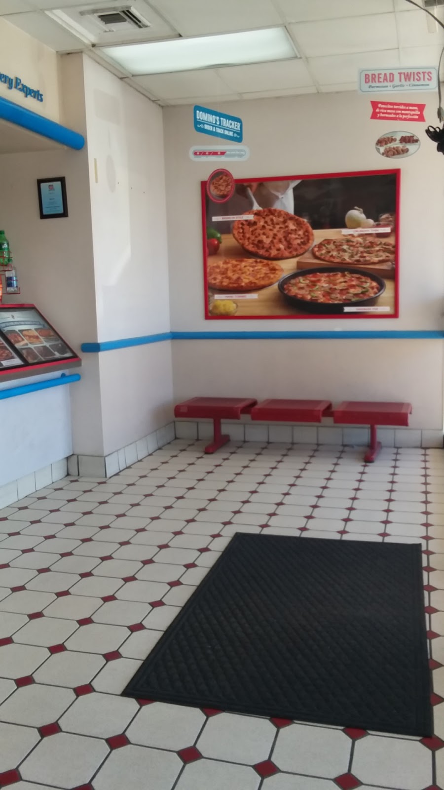 Dominos Pizza | meal delivery | 725 W Hobsonway, Blythe, CA 92225, USA | 7609213030 OR +1 760-921-3030