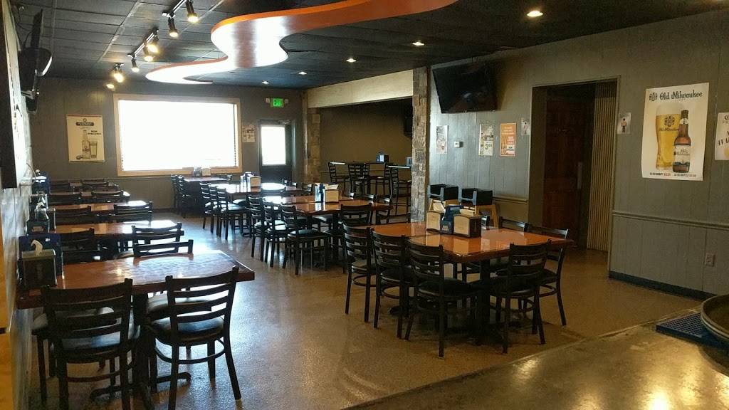 Smoke-Es Bar & Grill | restaurant | 403 Ottawa St, Kalida, OH 45853, USA | 4195323221 OR +1 419-532-3221