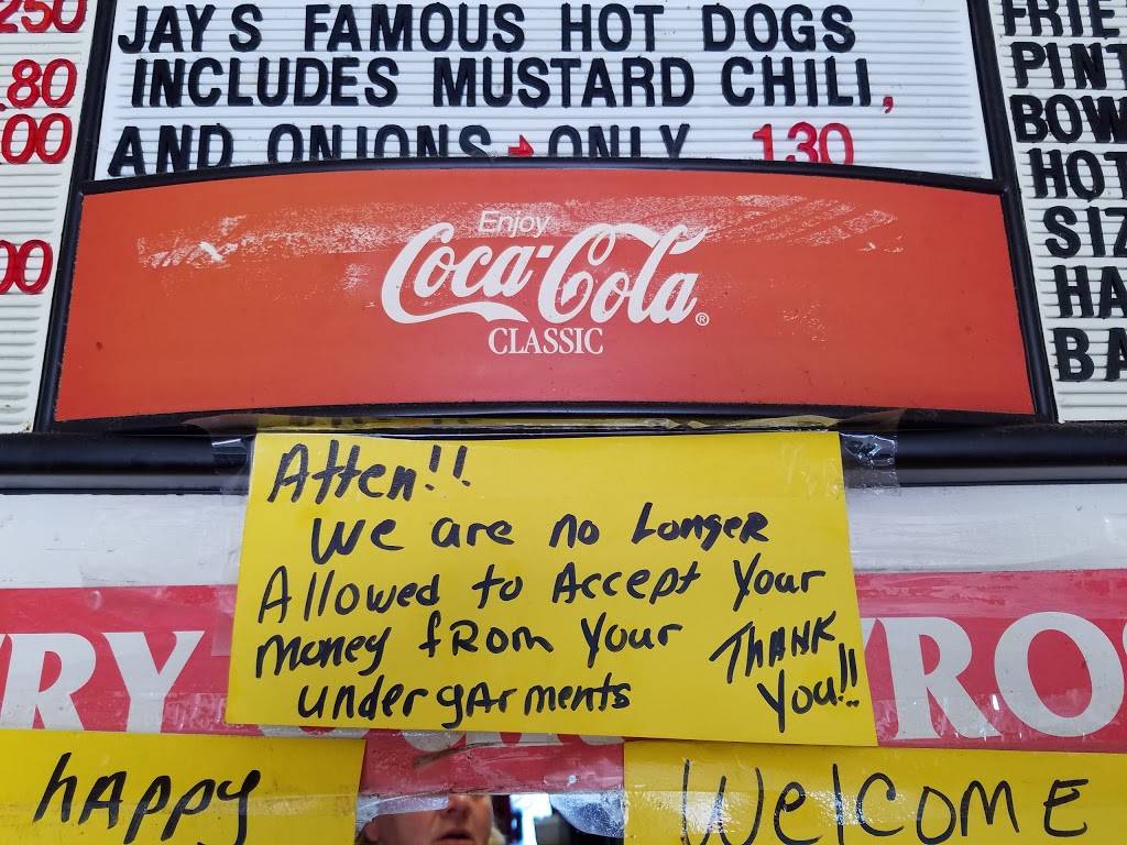 Jays Famous Hot Dogs | restaurant | 11748 Market St, North Lima, OH 44452, USA | 3305499145 OR +1 330-549-9145