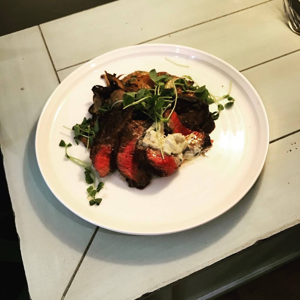 The James | restaurant | 1027 Great Plain Ave, Needham, MA 02492, USA | 7814558800 OR +1 781-455-8800