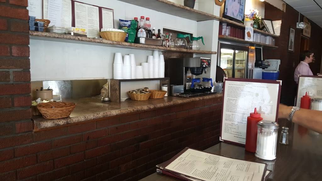 Chalet Restaurant | restaurant | 43 S Mountain Blvd, Mountain Top, PA 18707, USA | 5704745533 OR +1 570-474-5533