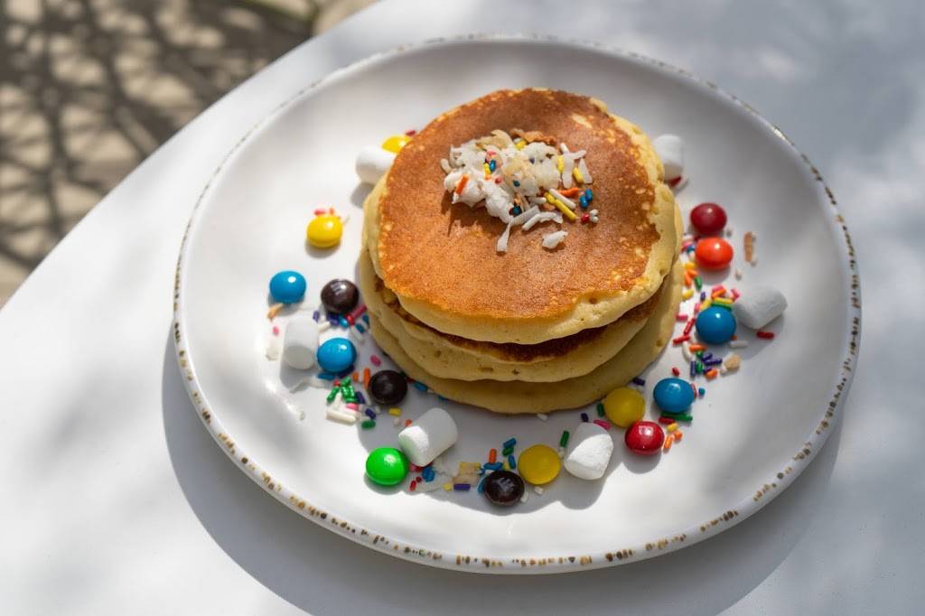 Brandywine Commons | restaurant | 557 E Peltason Dr, Irvine, CA 92617, USA | 9099087217 OR +1 909-908-7217