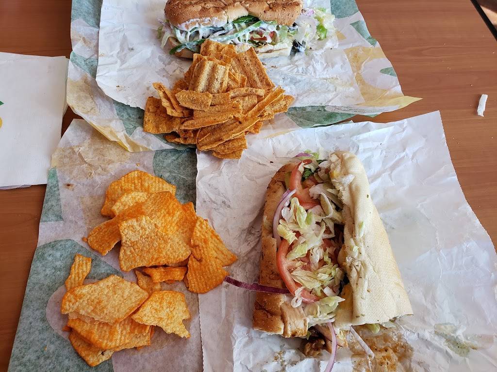 Subway | restaurant | 3157 Ann Arbor-Saline Rd #2, Ann Arbor, MI 48108, USA | 7347941400 OR +1 734-794-1400