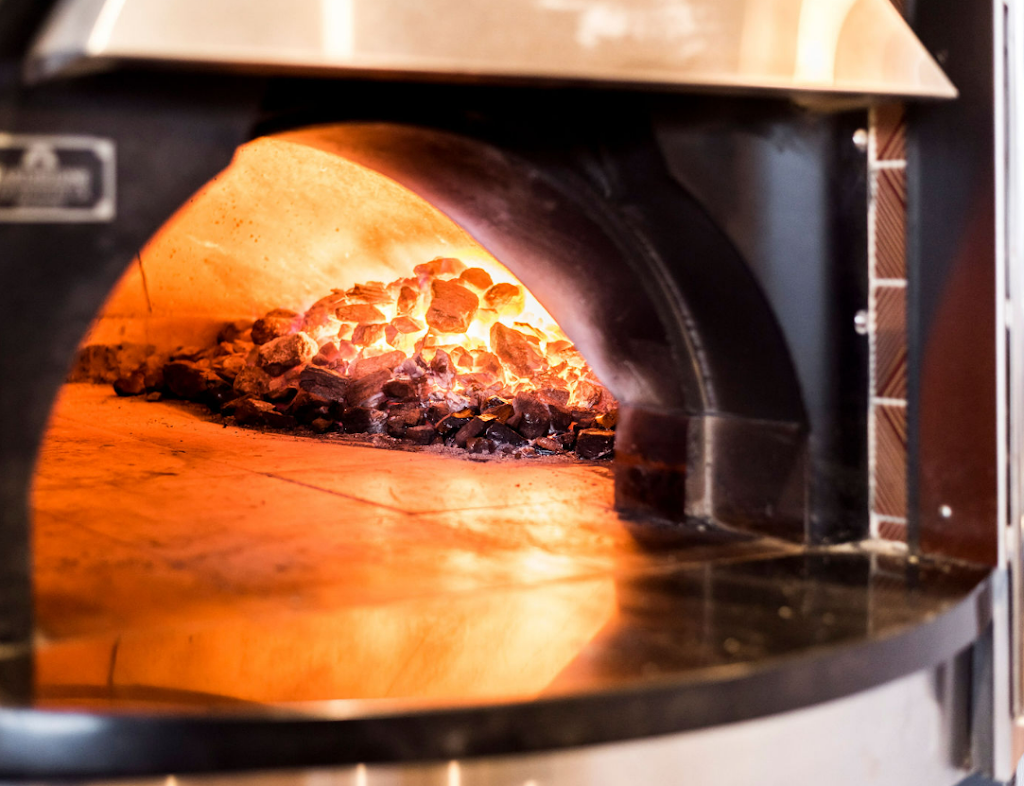 SLYCE Coal Fired Pizza Company | restaurant | 5500 N River Rd, Rosemont, IL 60018, USA | 8479287636 OR +1 847-928-7636