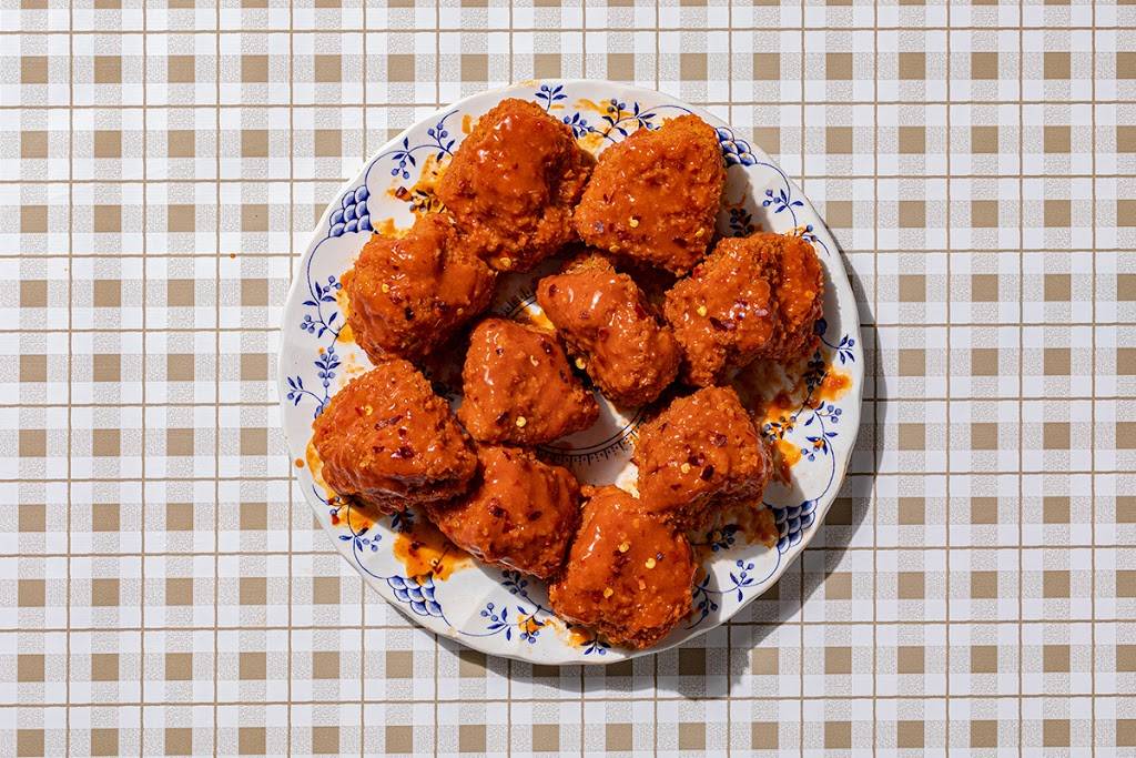 Jolenes Wings & Beer | restaurant | 241 E Interstate 20 Hwy, Arlington, TX 76018, USA | 6822767300 OR +1 682-276-7300