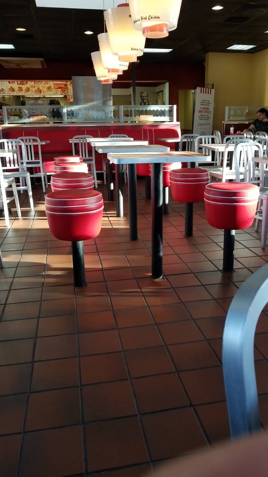 KFC | restaurant | 2501 Texas Ave, College Station, TX 77840, USA | 9796932331 OR +1 979-693-2331