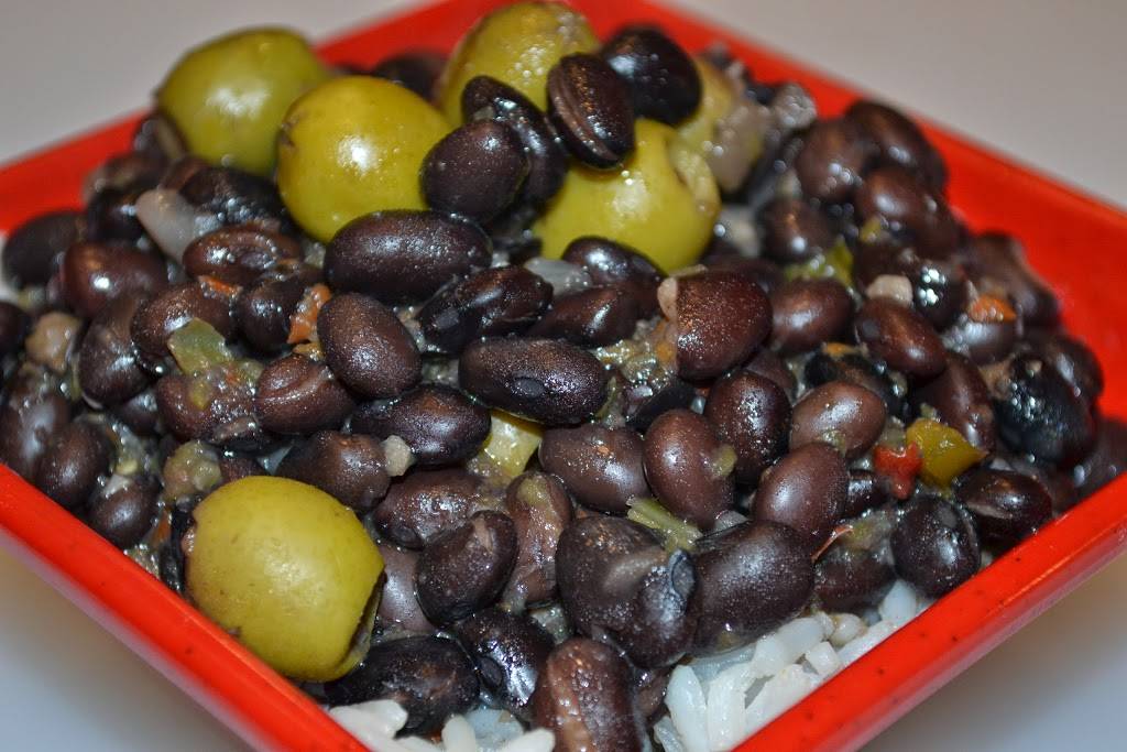 Empanada Guy Restaurant | restaurant | 568 Park Ave, Freehold, NJ 07728, USA | 8886237765 OR +1 888-623-7765