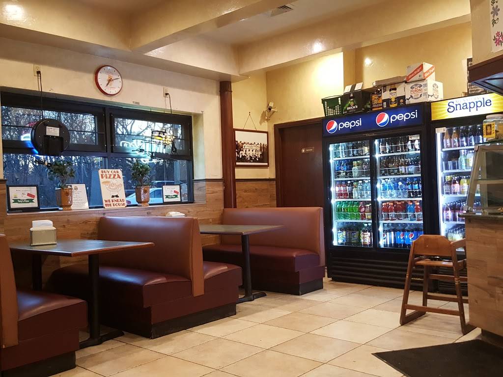 Tonys Pizza | restaurant | 2277 NY-112, Medford, NY 11763, USA | 6312890122 OR +1 631-289-0122