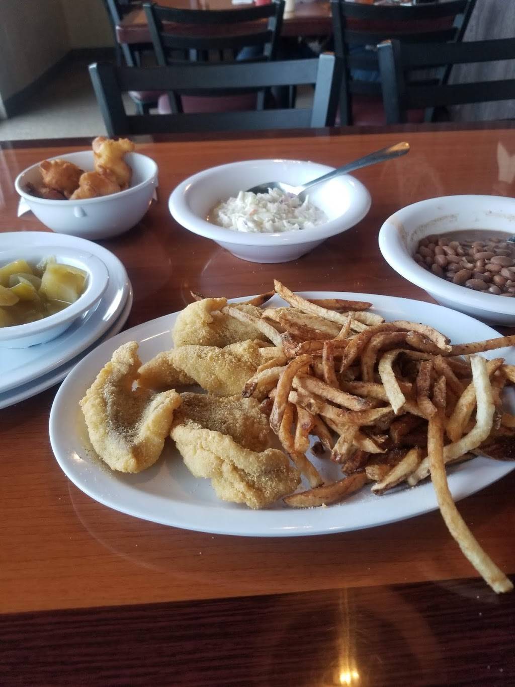 Catfish Kitchen | restaurant | 727 Fayetteville Rd, Van Buren, AR 72956, USA | 4794744100 OR +1 479-474-4100