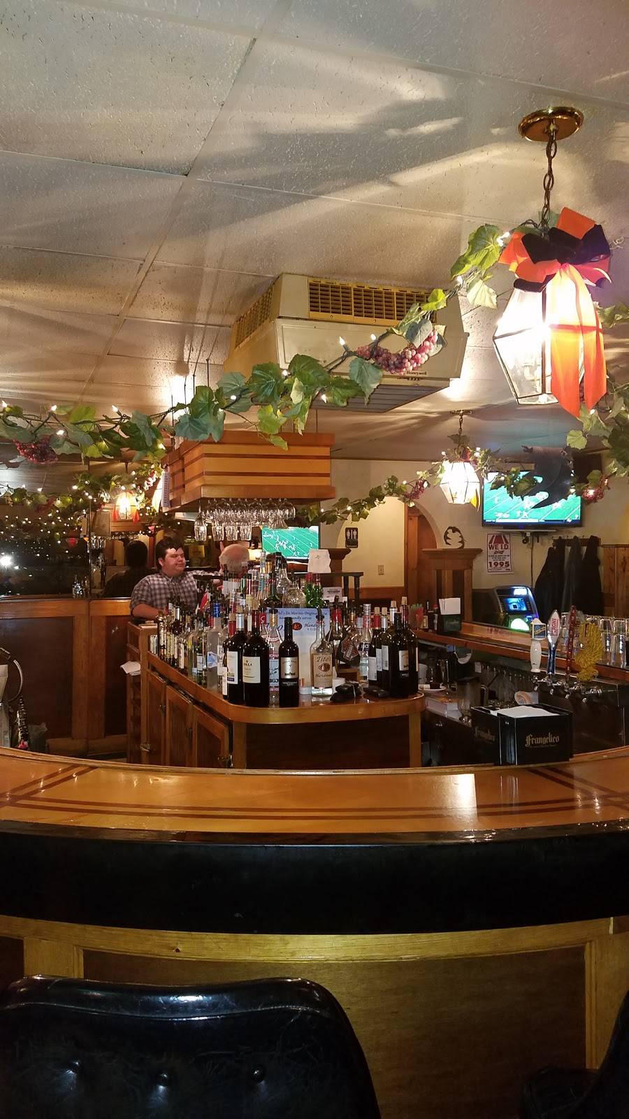 Dom & Phil DeMarinis Original Recipes | restaurant | 1211 E Conway St, Milwaukee, WI 53207, USA | 4144812348 OR +1 414-481-2348