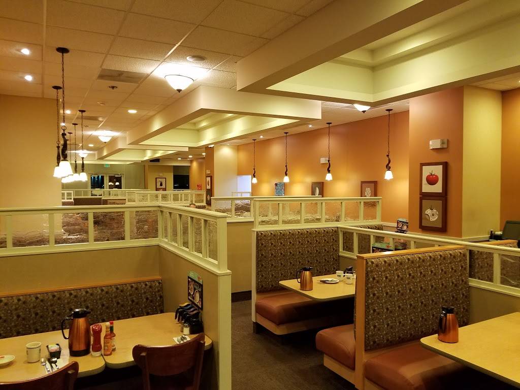 IHOP | restaurant | 9840 NE Cascades Pkwy, Portland, OR 97220, USA | 5032824467 OR +1 503-282-4467