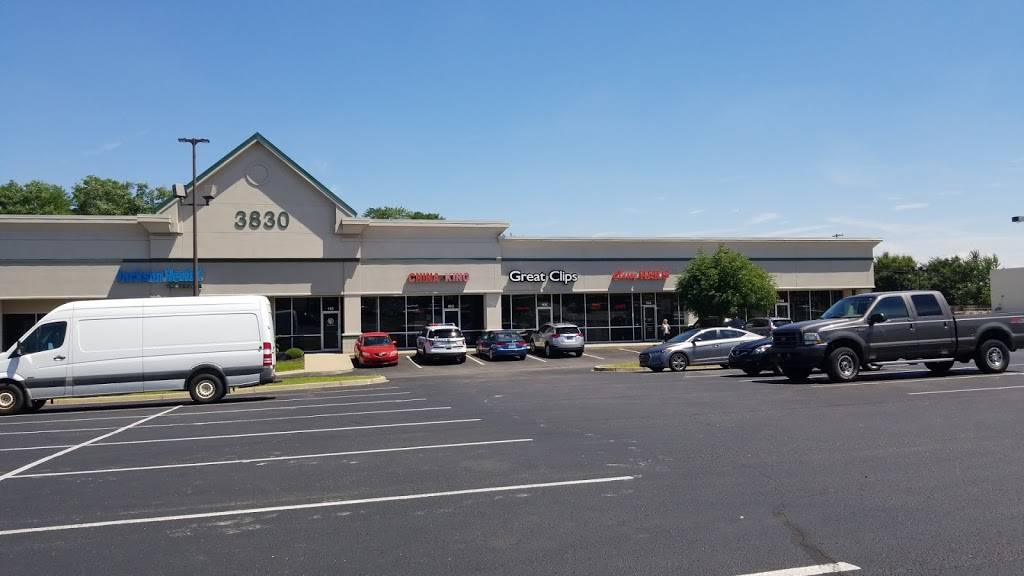 China King | restaurant | 3830 Ruckriegel Pkwy, Jeffersontown, KY 40299, USA | 5022400500 OR +1 502-240-0500