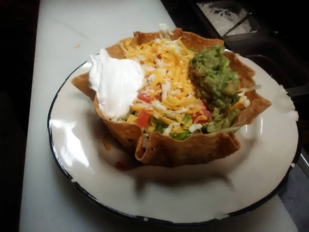 Elcajuns La Mex | restaurant | 5656 LA-1, Napoleonville, LA 70390, USA | 9853697744 OR +1 985-369-7744