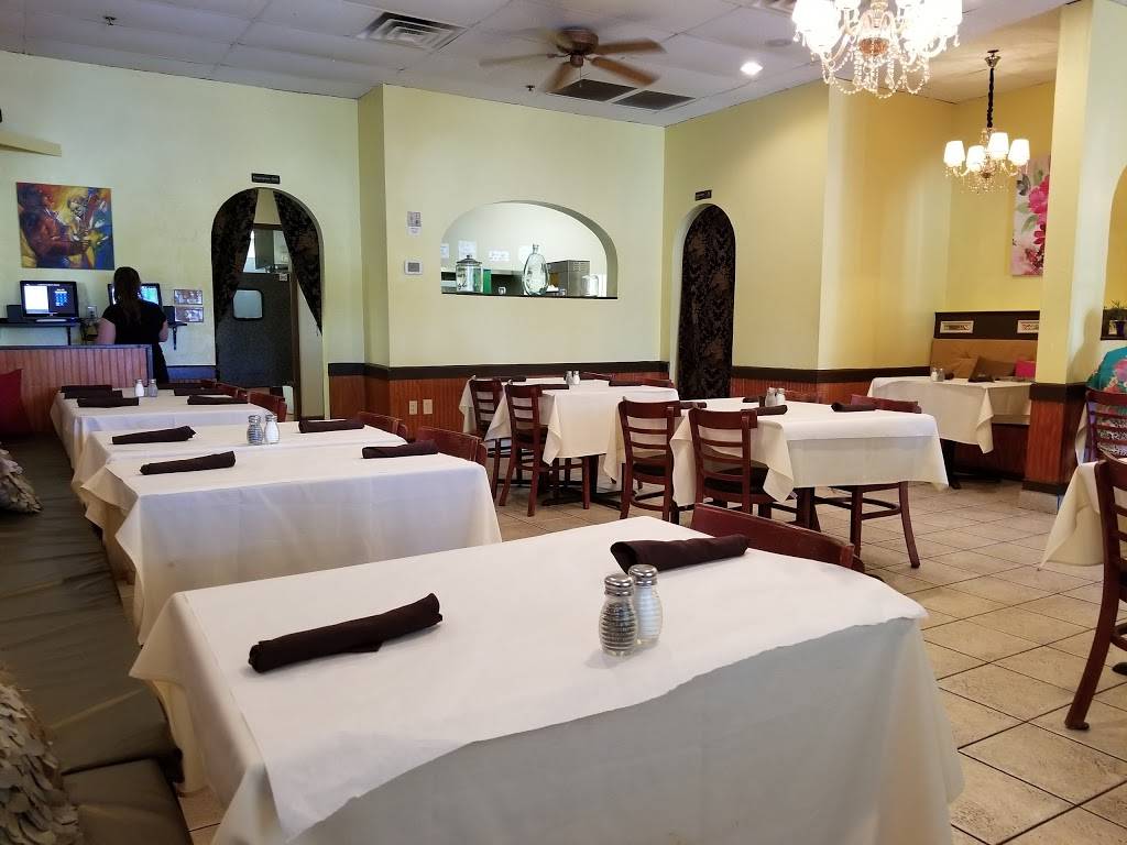 L. Maries Southern Cuisine | restaurant | 3160 Cobb Pkwy NW #200, Kennesaw, GA 30152, USA | 7706941949 OR +1 770-694-1949