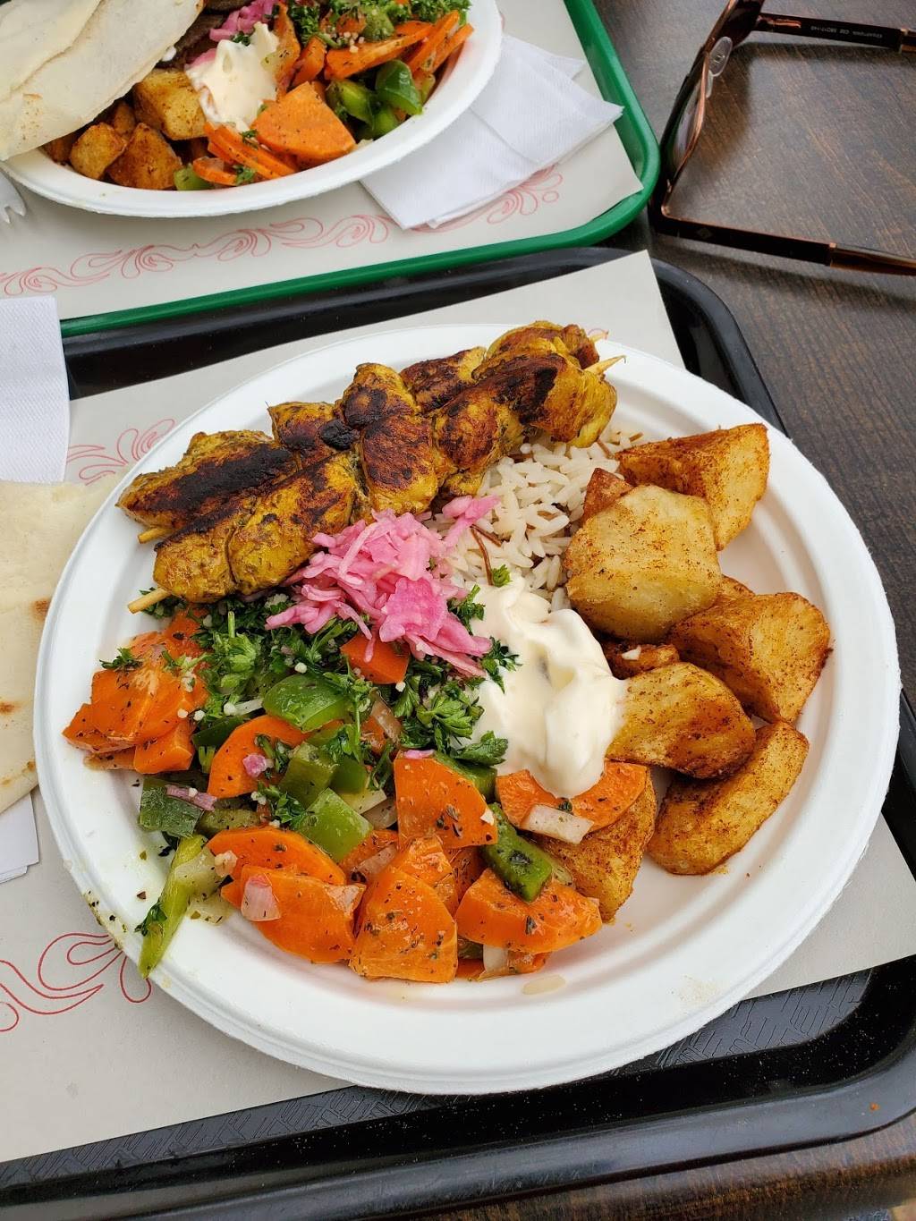 Al wadi | restaurant | 615 Grande Allée, Québec, QC G1R 2K4, Canada | 4186498345 OR +1 418-649-8345