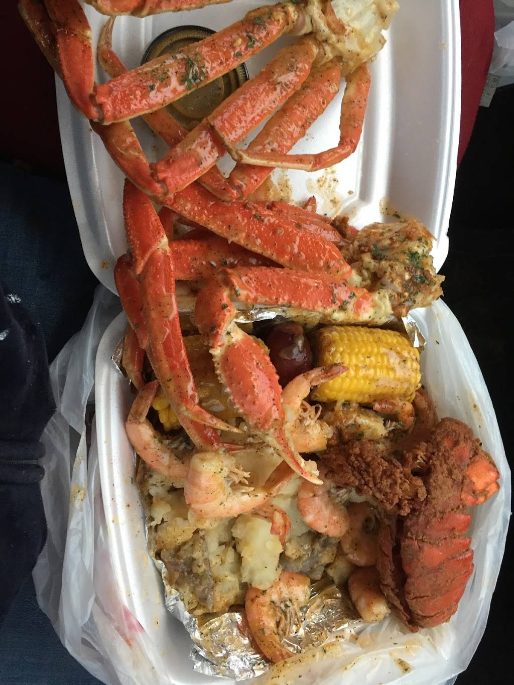 Mr 3s Crab Pot | restaurant | 401 Bradford Dr, Charlotte, NC 28208, USA | 9802371626 OR +1 980-237-1626