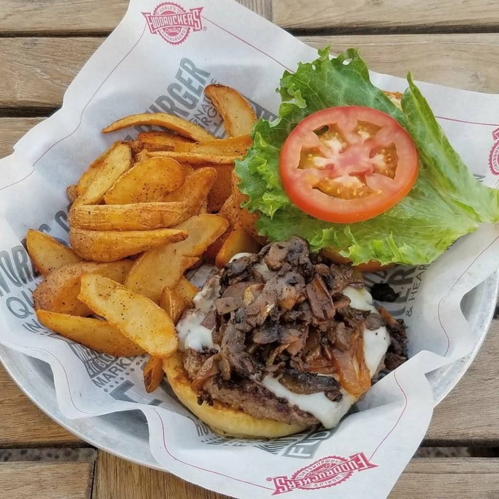 Fuddruckers | restaurant | 7470 S Priest Dr, Tempe, AZ 85283, USA | 4804139114 OR +1 480-413-9114