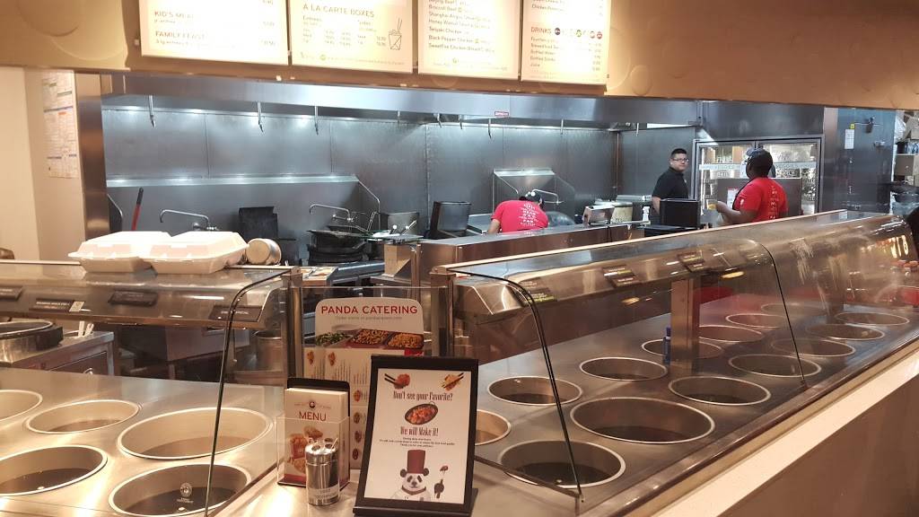 Panda Express | meal takeaway | 627 S Wright St, Champaign, IL 61820, USA | 2173443629 OR +1 217-344-3629