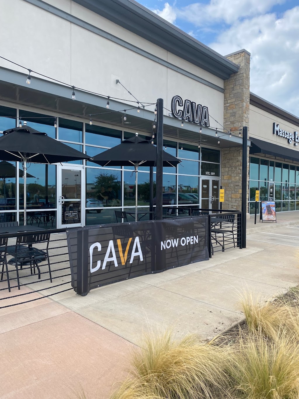 CAVA | restaurant | 2515 W University Dr Suite 6A, Denton, TX 76201, USA | 9403040245 OR +1 940-304-0245