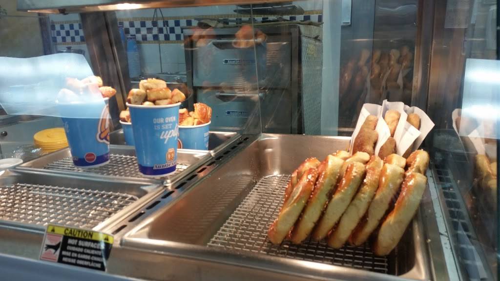 Subway | restaurant | 800 Commons Drive [P], Oxford, PA 19363, USA | 6109981860 OR +1 610-998-1860