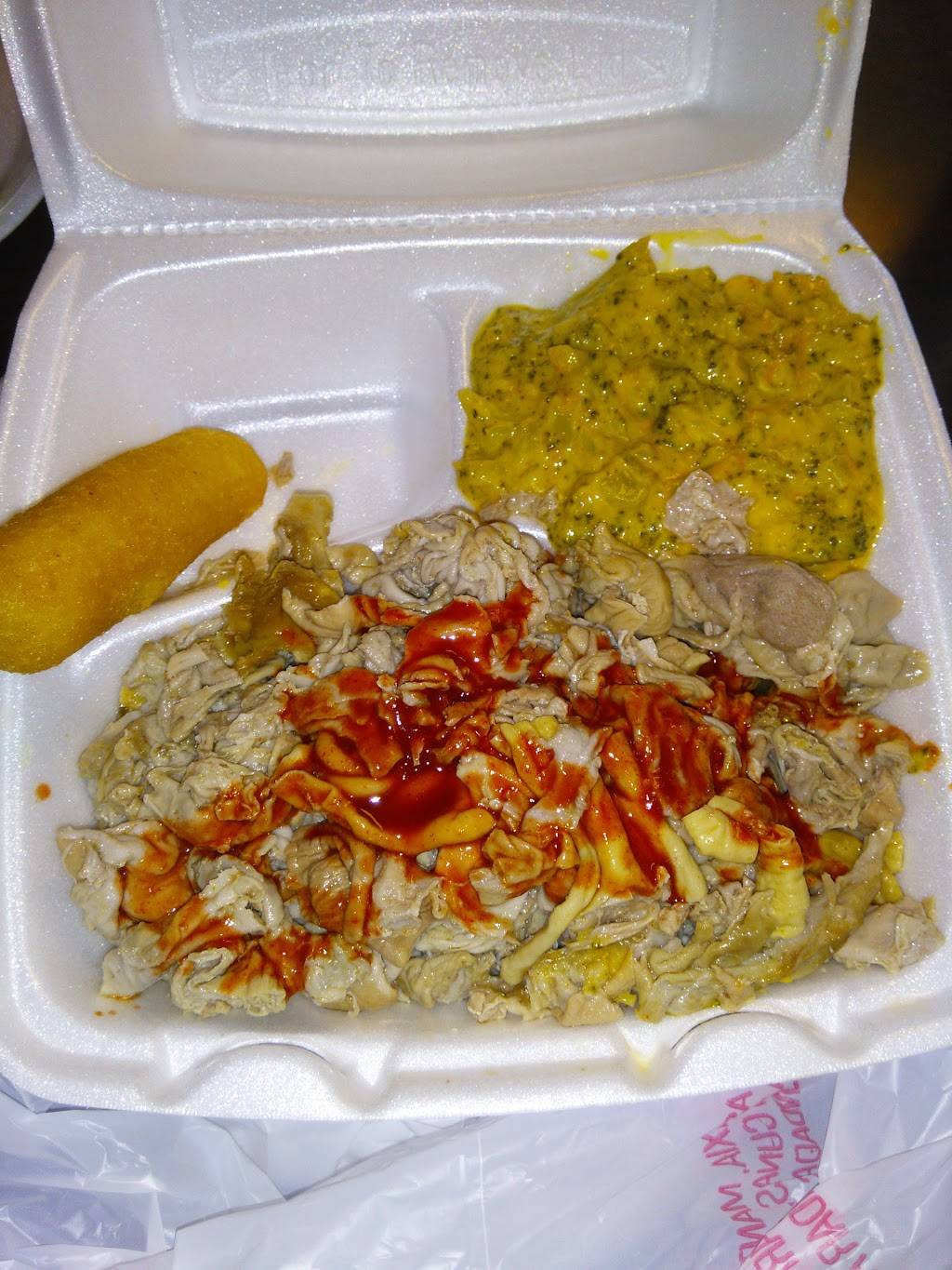 Lil Cees | restaurant | 605 Douglas Ave, Nashville, TN 37207, USA | 6152266900 OR +1 615-226-6900