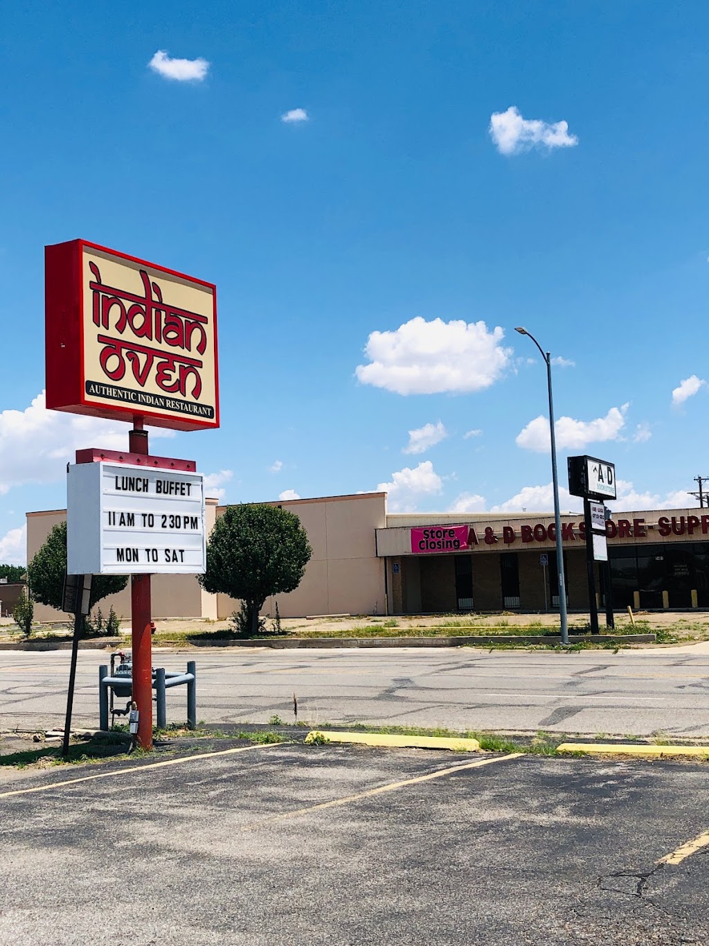 Indian Oven | restaurant | 2406 Paramount Blvd, Amarillo, TX 79109, USA | 8063353600 OR +1 806-335-3600