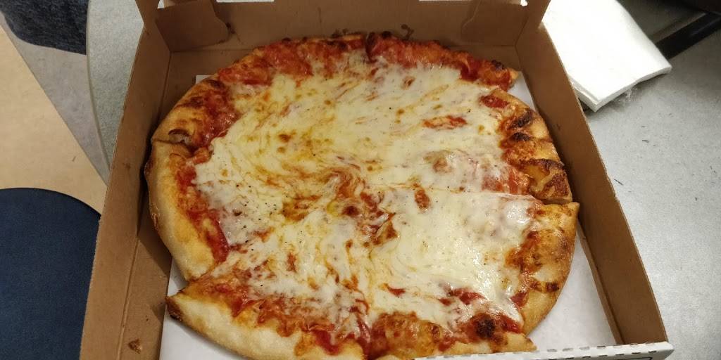 Swampscott Pizza and Grill | restaurant | 197 Essex St #1150, Swampscott, MA 01907, USA | 7815847108 OR +1 781-584-7108