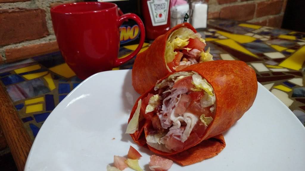 Luckey Junction | restaurant | 240 Main St, Luckey, OH 43443, USA | 4198014115 OR +1 419-801-4115