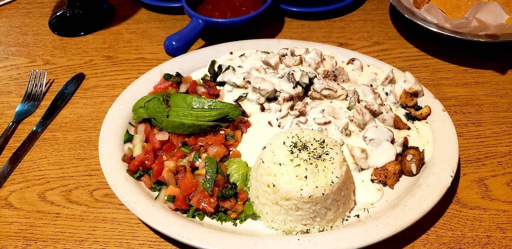 Cabos Mexican Cuisine & Cantina | restaurant | 6676 Carmel Rd, Charlotte, NC 28226, USA | 7047599886 OR +1 704-759-9886